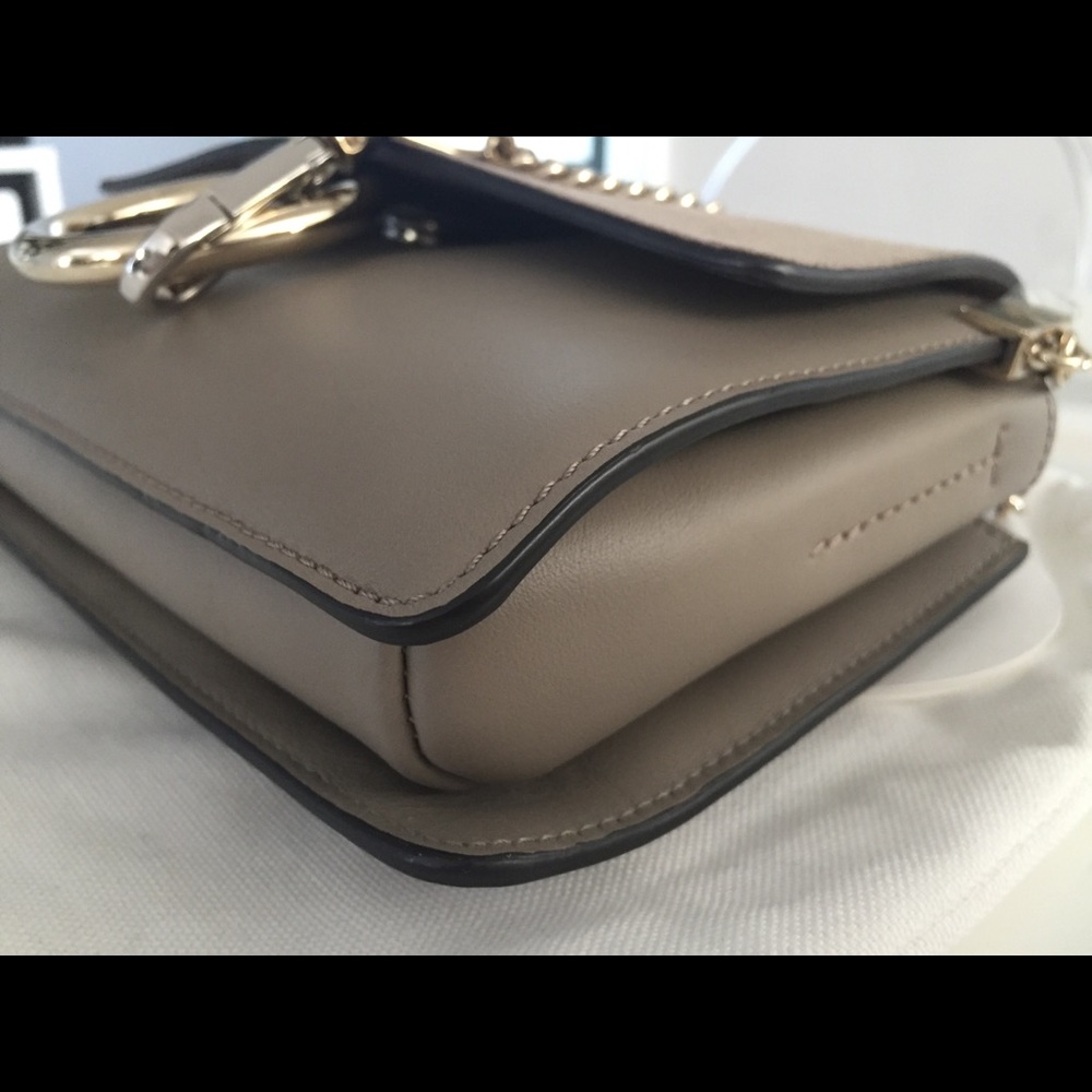 (SOLD) Chloé Small Faye Shoulder Bag, Motty Grey - Picture 7 of 14